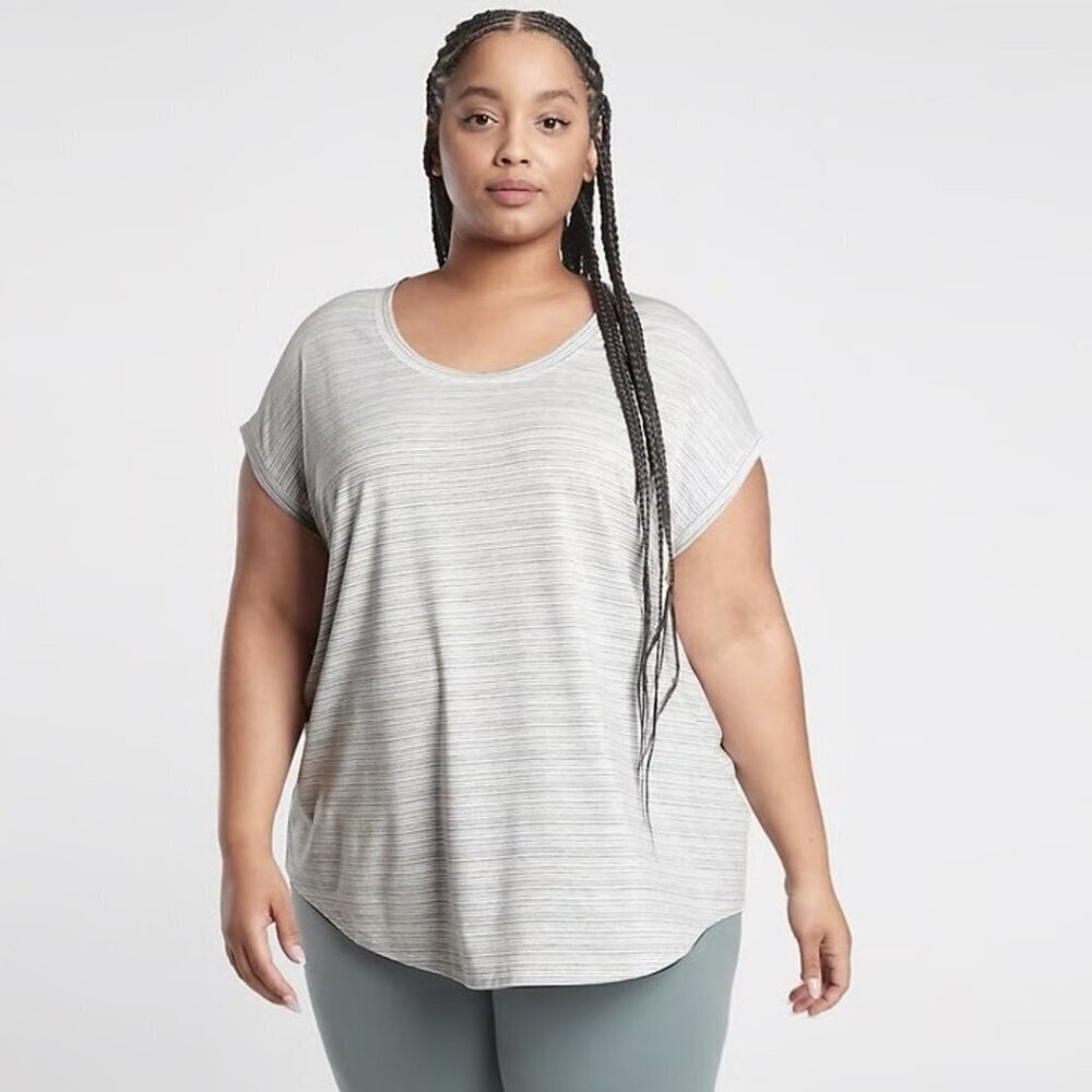 Athleta Cloudlight Stratus Light Gray Striped Tee Shirt, size 2X